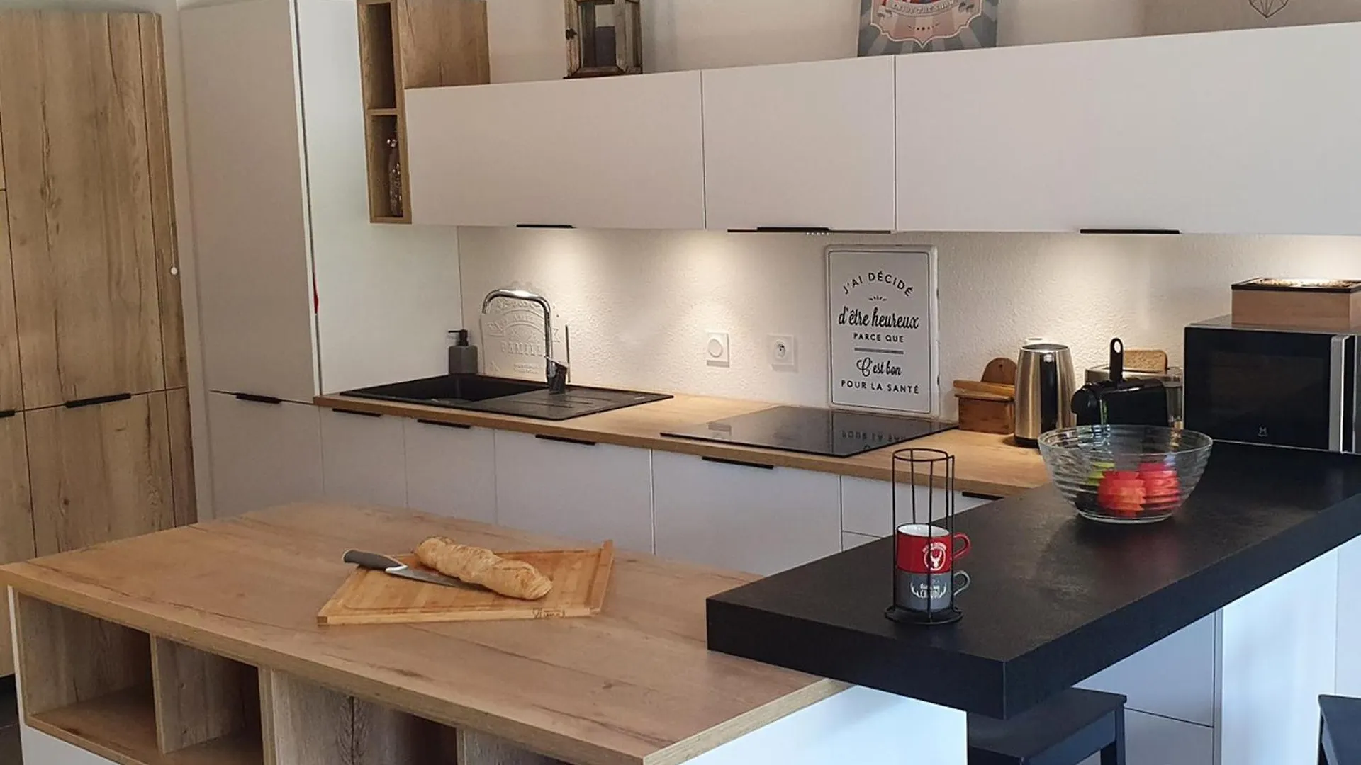 Apartment St-Jean-De-Sixt : Appartement 3 Chambres, Terrasse & Parking - Fr-1-459-190 Saint-Jean-de-Sixt