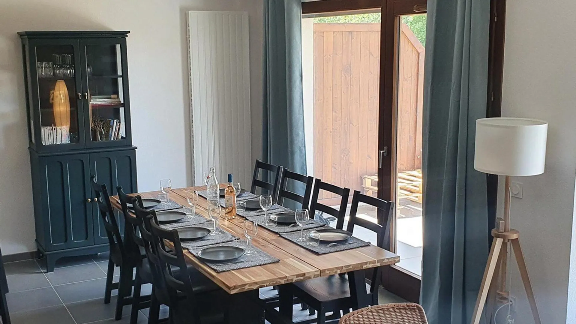 Apartment St-Jean-De-Sixt : Appartement 3 Chambres, Terrasse & Parking - Fr-1-459-190 Saint-Jean-de-Sixt